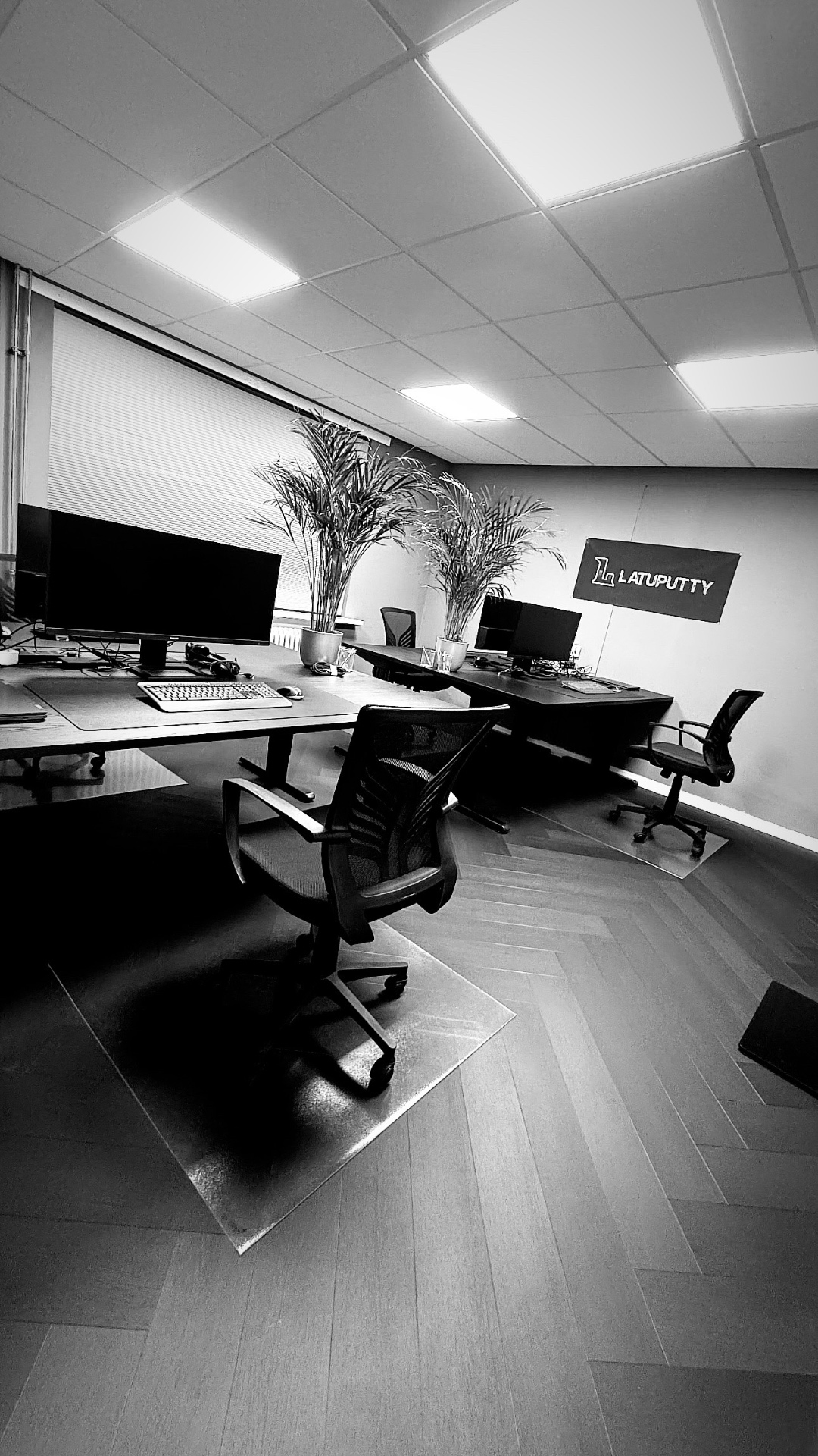 Latuputty office interior